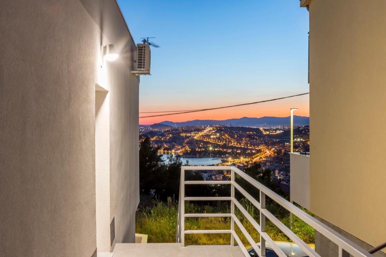 House With Private Pool Magdalena Apartment Podstrana Exterior photo