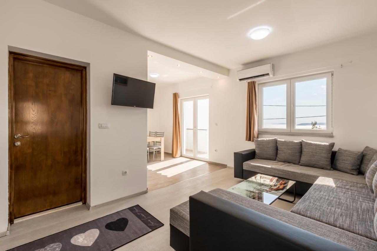 House With Private Pool Magdalena Apartment Podstrana Exterior photo