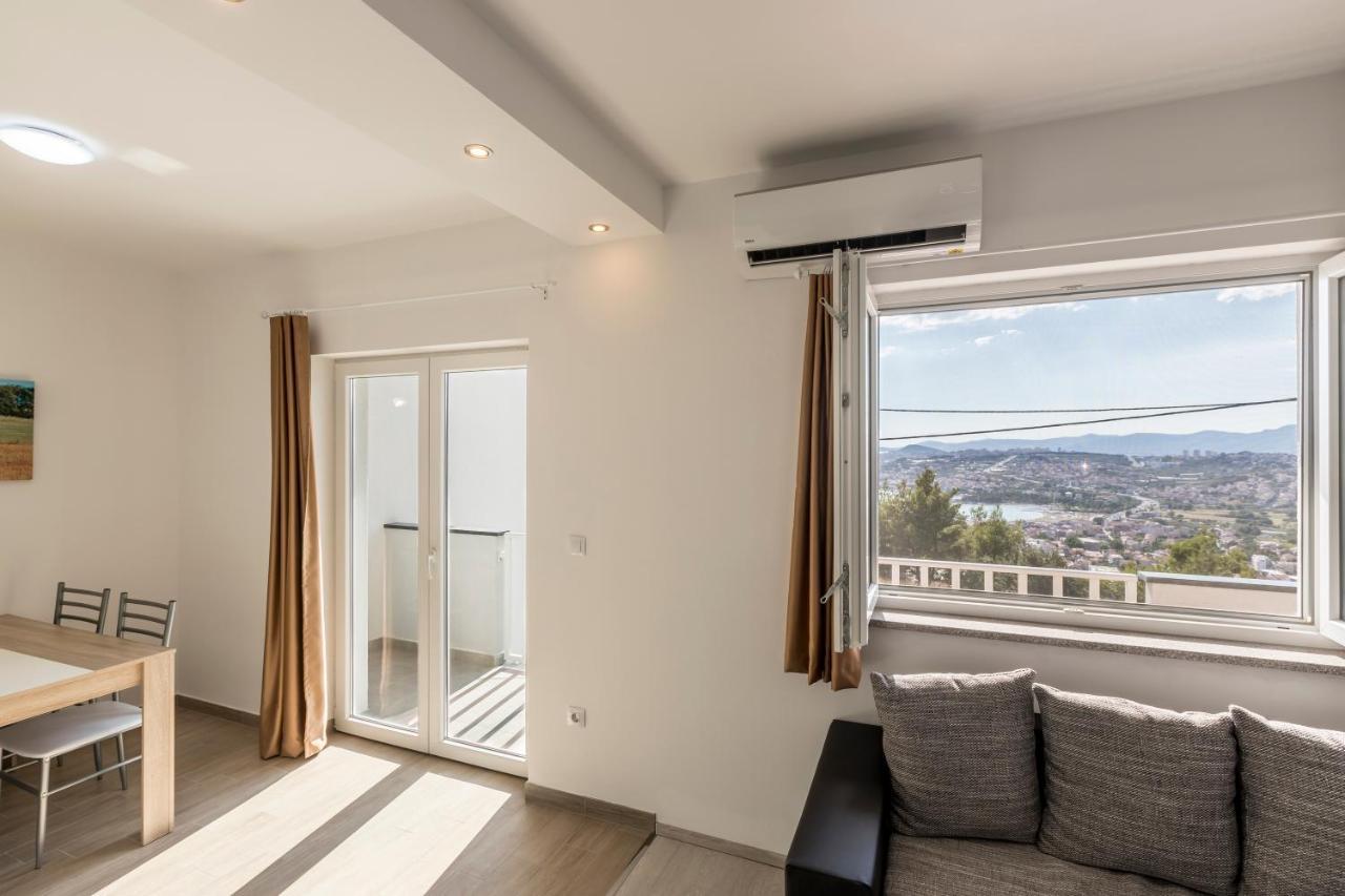 House With Private Pool Magdalena Apartment Podstrana Exterior photo